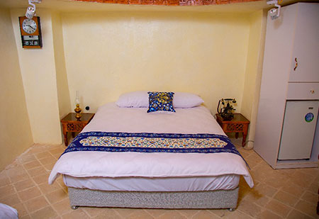 The traditional luxury Dadamaan hotel |Behestan Room  