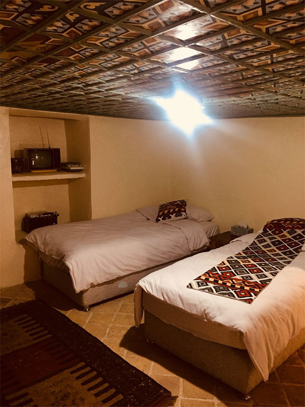 The traditional luxury Dadamaan hotel |Tarom Room